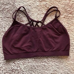 Fabletics light support sports bra